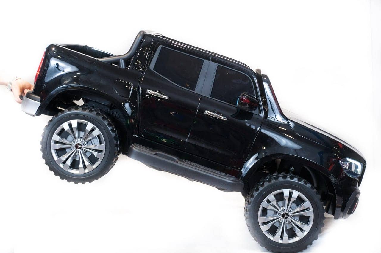 картинка Джип Mercedes Benz X-Class XMX 606 Черный краска 