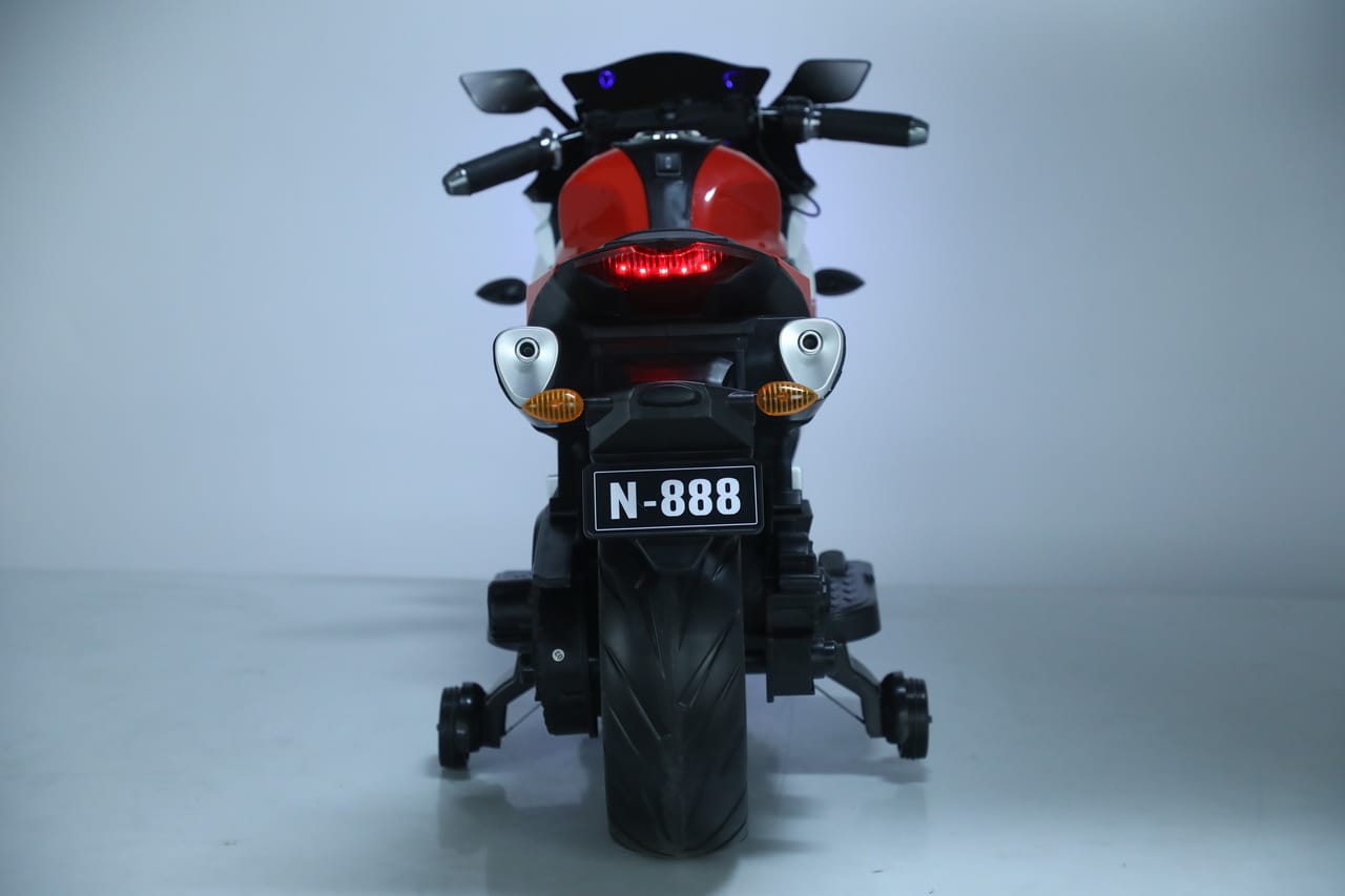 картинка Мотоцикл Moto Honda CBR-650 YKB1845 Красный 