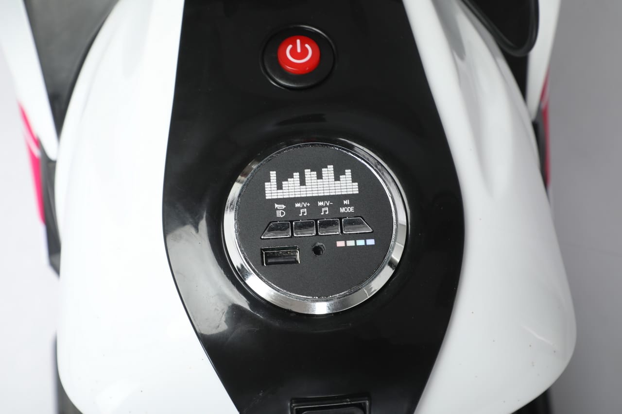 картинка Мотоцикл Moto Honda CBR-650 YKB1845 Белый 