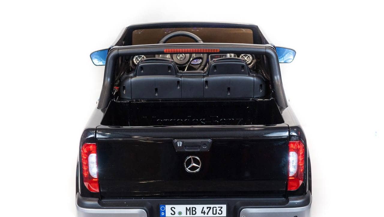 картинка Джип Mercedes Benz X-Class XMX 606 Черный краска 