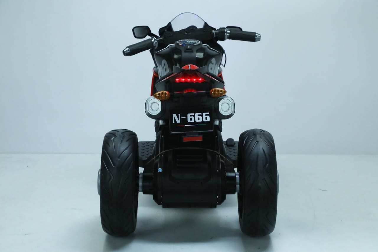 картинка Трицикл Aprilia 3.0 YKB1823 Красный 