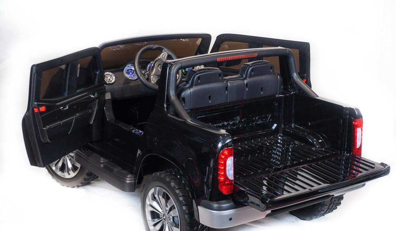 картинка Джип Mercedes Benz X-Class XMX 606 Черный краска 