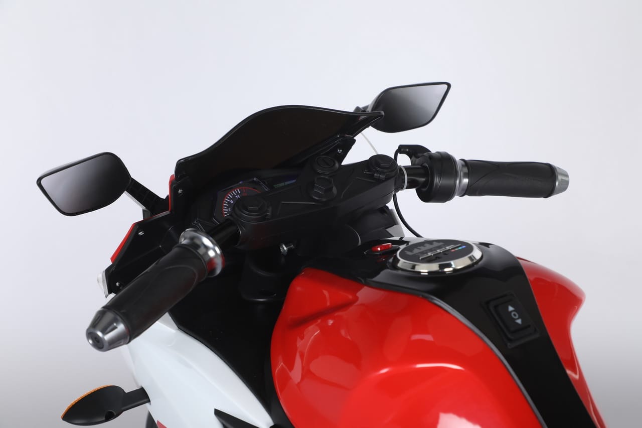 картинка Мотоцикл Moto Honda CBR-650 YKB1845 Красный 